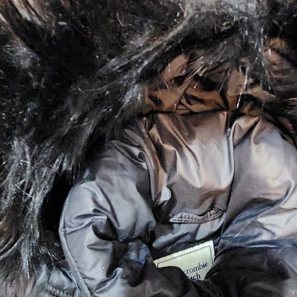 Abercrombie & Fitch Charcoal Puffer Coat with Hood - Picture 5 of 6